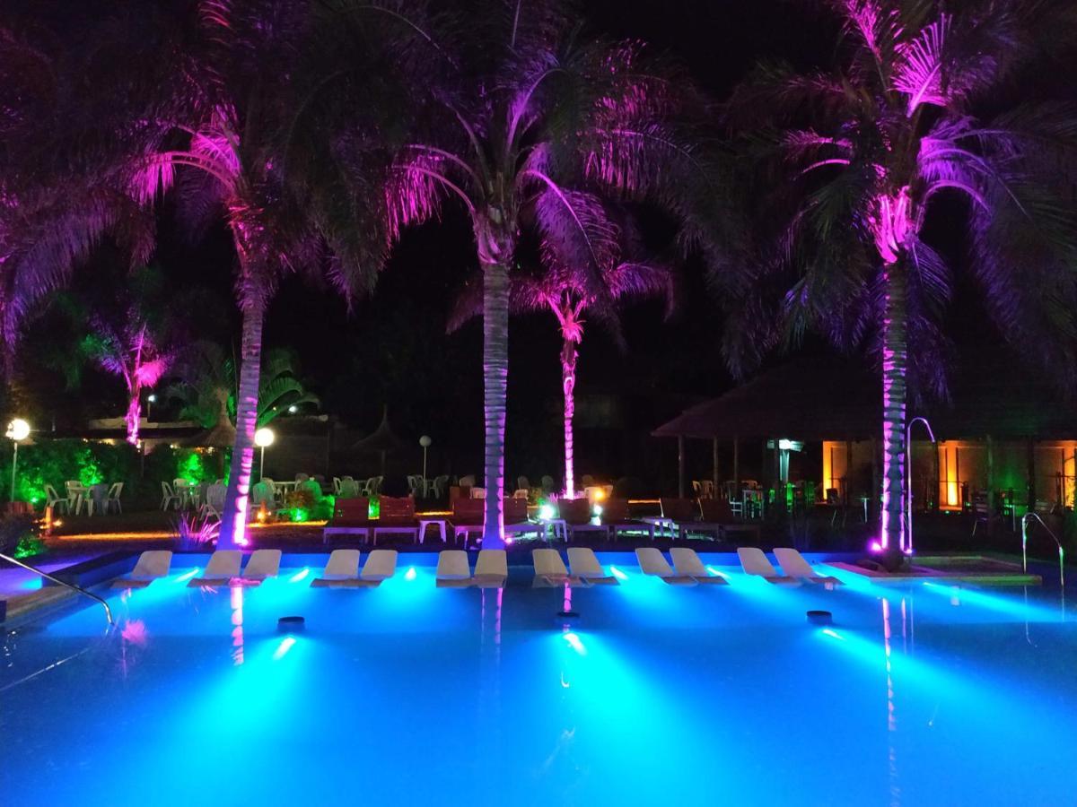 Hotel Termal Emperatriz Termas de Río Hondo Zewnętrze zdjęcie